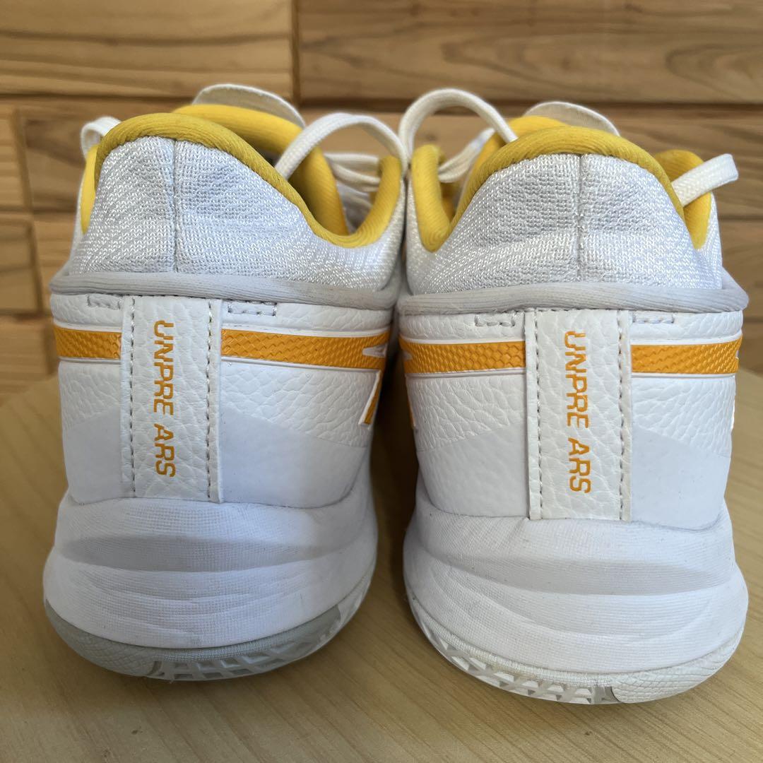 ASICS UNPRE ARS LOW バスケットボールシューズ 27cm