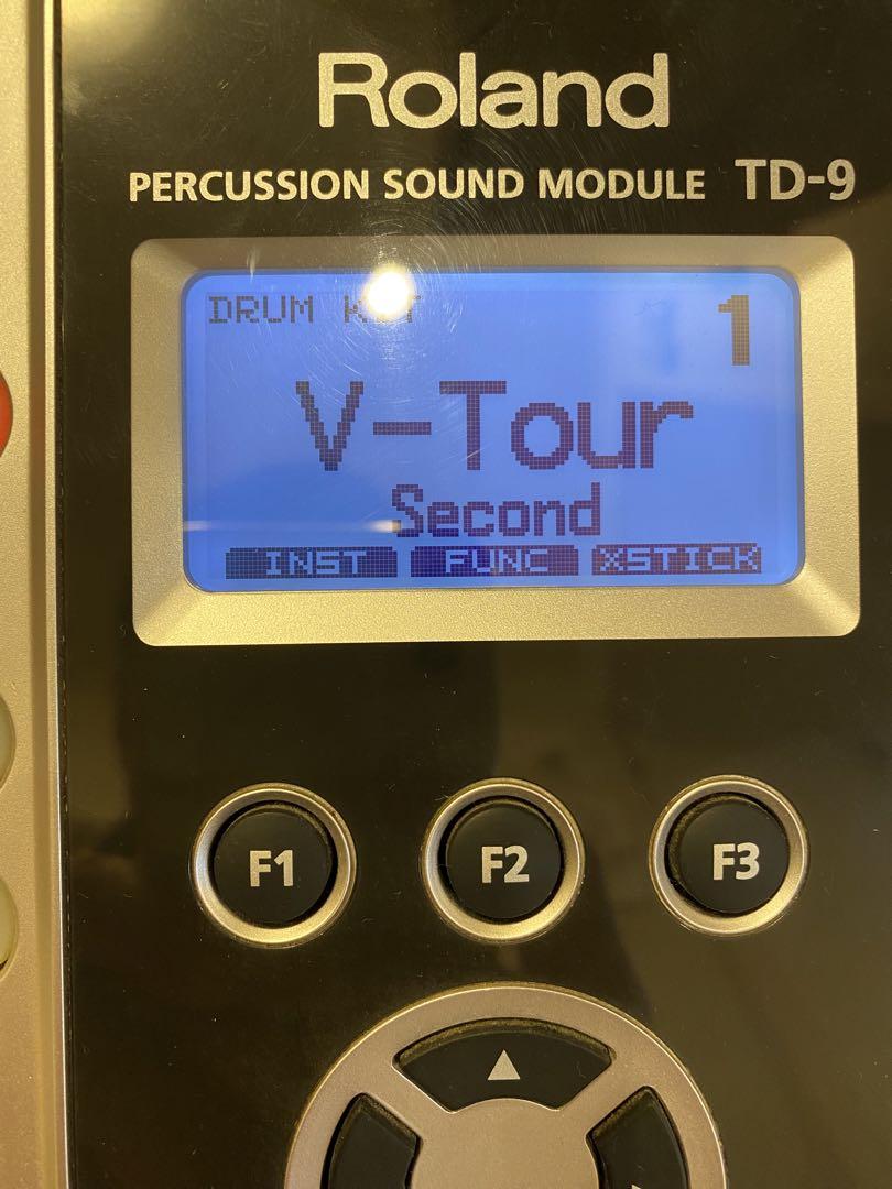 卍 Roland