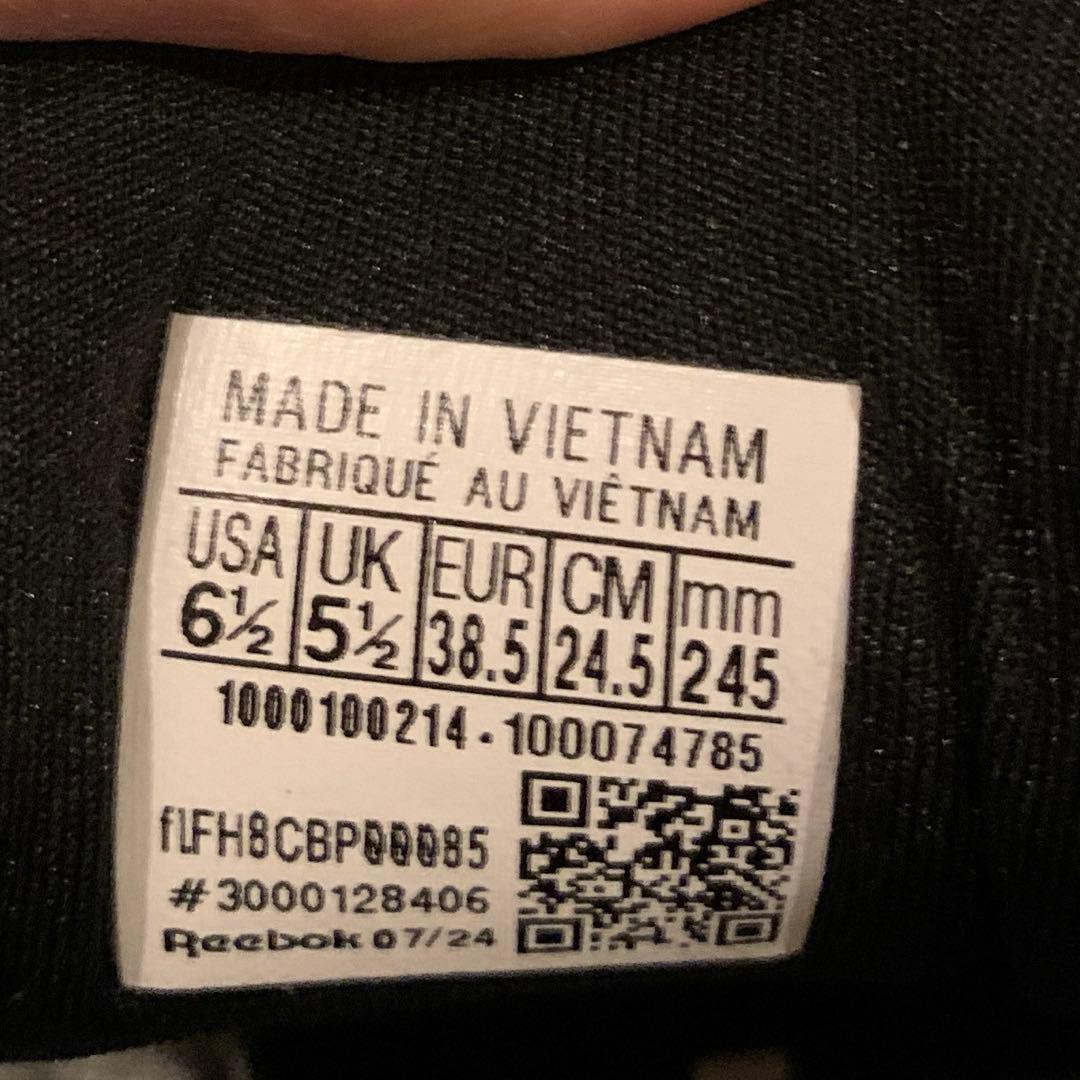 Reebok ZIG KINETICA 2.5 EDGE スニーカ Reebok ZIG KINETICA 2.5 EDGE スニーカ