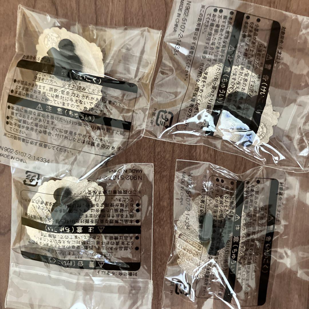 ミッキー ミニー ドナルド デイジー ピンバッジ 4個セットプラス