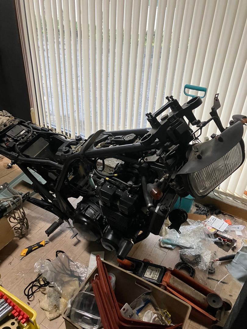 愛媛 部品取りZRX400 書類付きフレームとエンジンその他やや傷や汚れあり