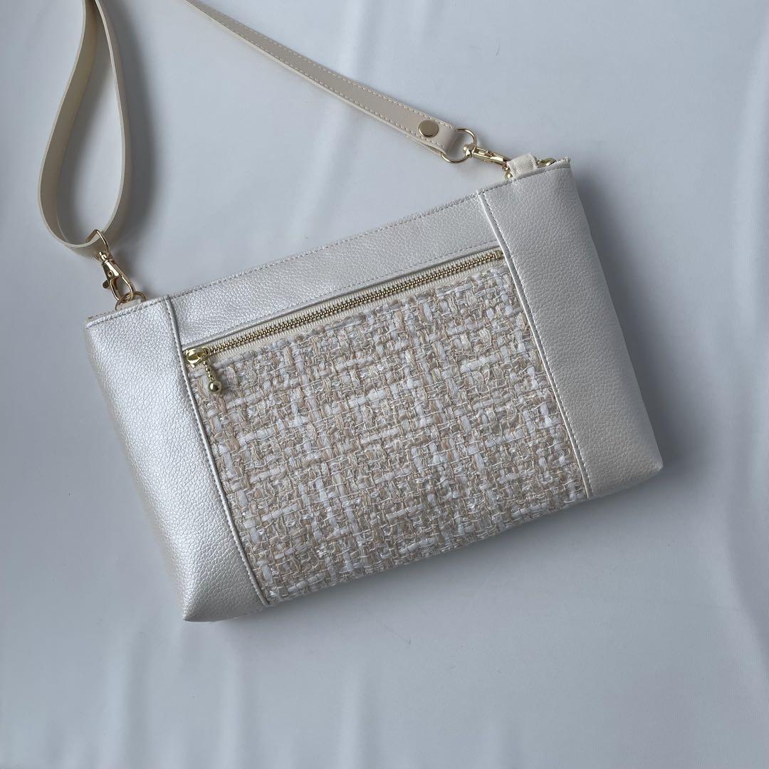 クッキー　インド刺繍ハイクラスと合皮　ポシェット　ツィードと合皮2点