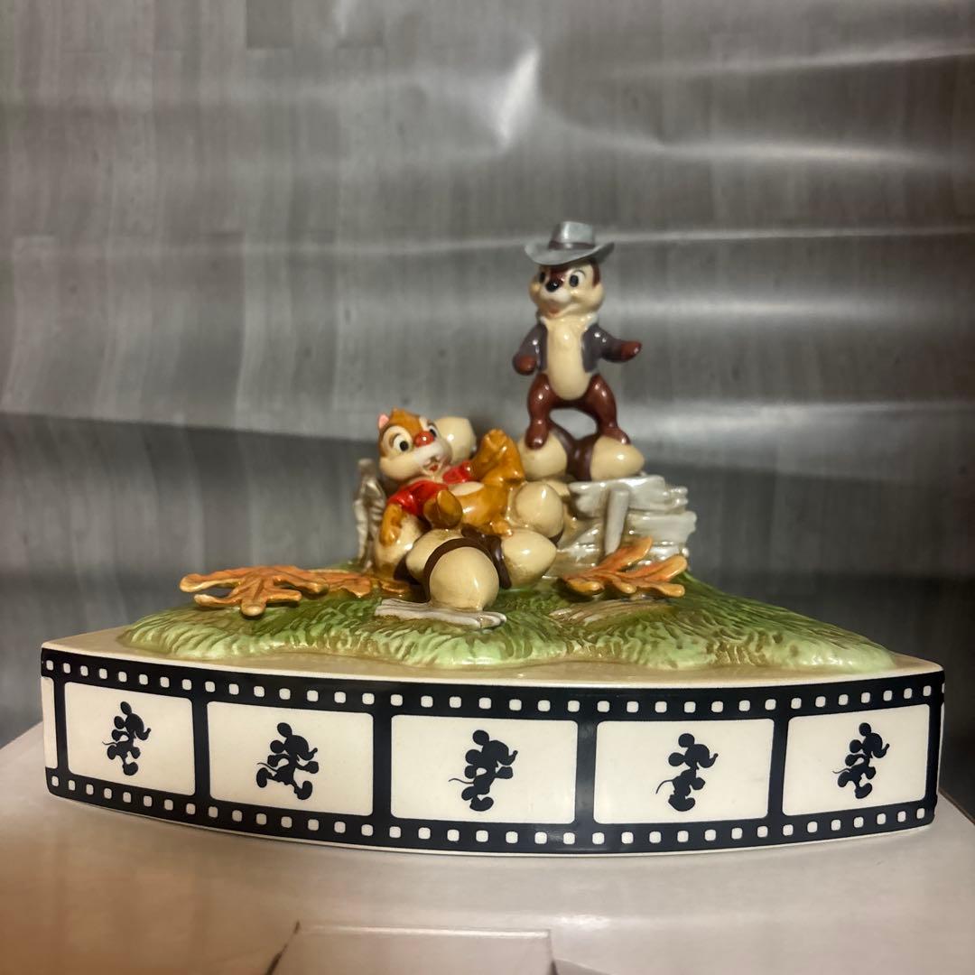 ディズニー　チップとデール　置物　陶器　限定