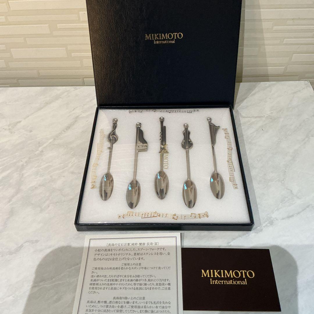 MIKIMOTOミキモト 楽器モチーフ カトラリーセット MIKIMOTO 楽器モチーフ パール付きスプーンセット 新品 - メルカリ