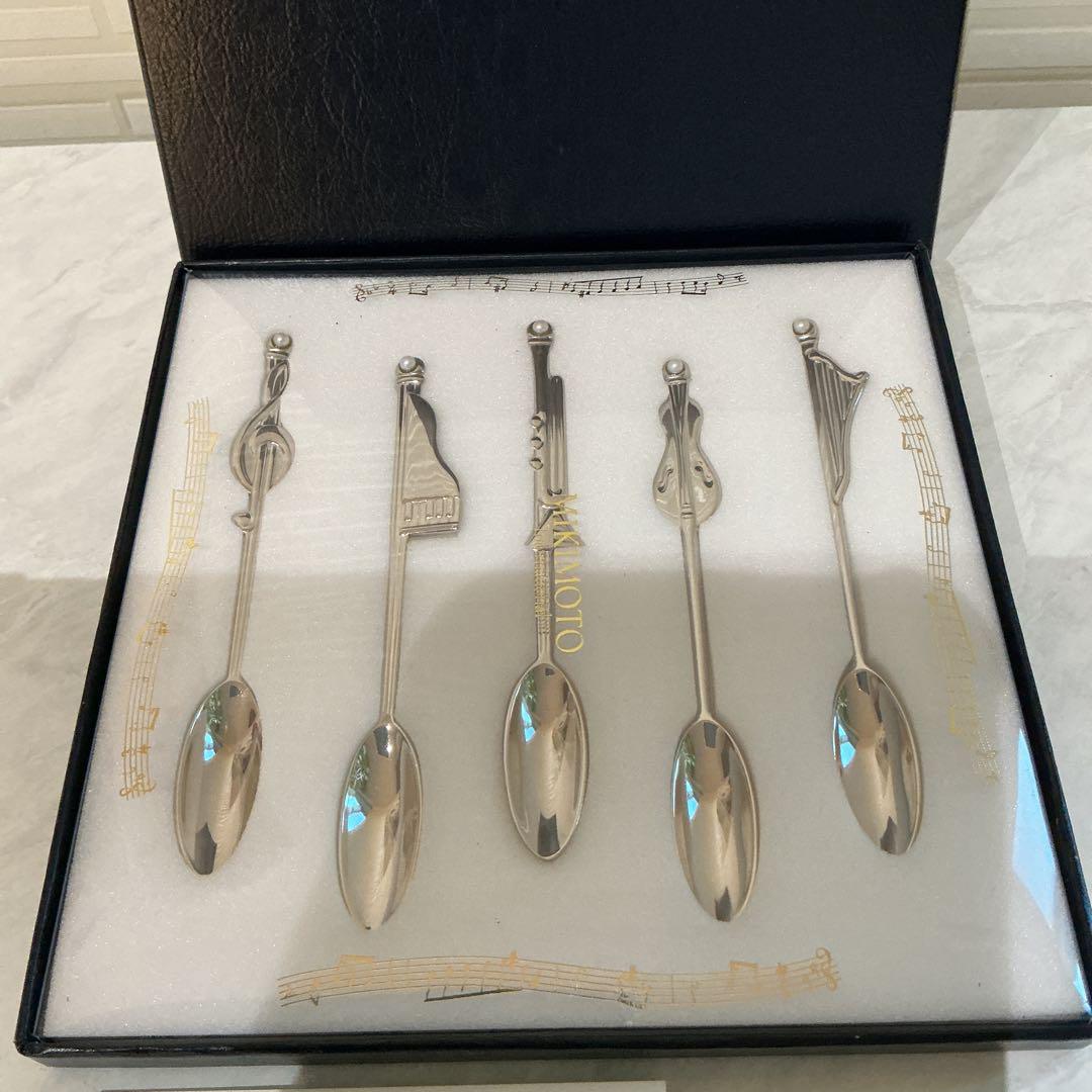 MIKIMOTOミキモト 楽器モチーフ カトラリーセット MIKIMOTO 楽器モチーフ パール付きスプーンセット 新品 - メルカリ