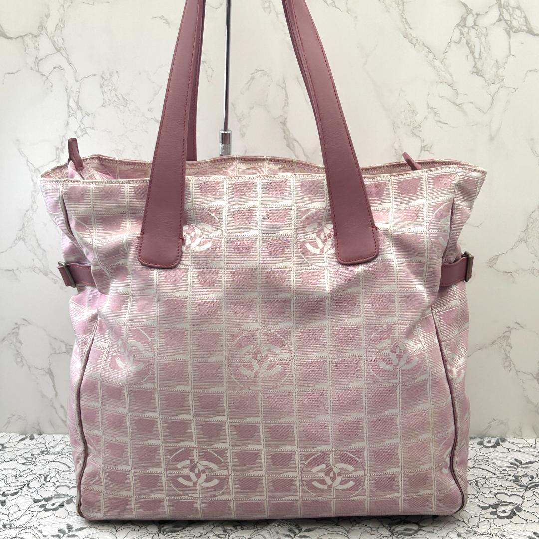 CHANEL(シャネル) トートバッグ　ニュートラベルライン ☆美品☆ CHANEL シャネル ニュートラベルライン トートバッグ