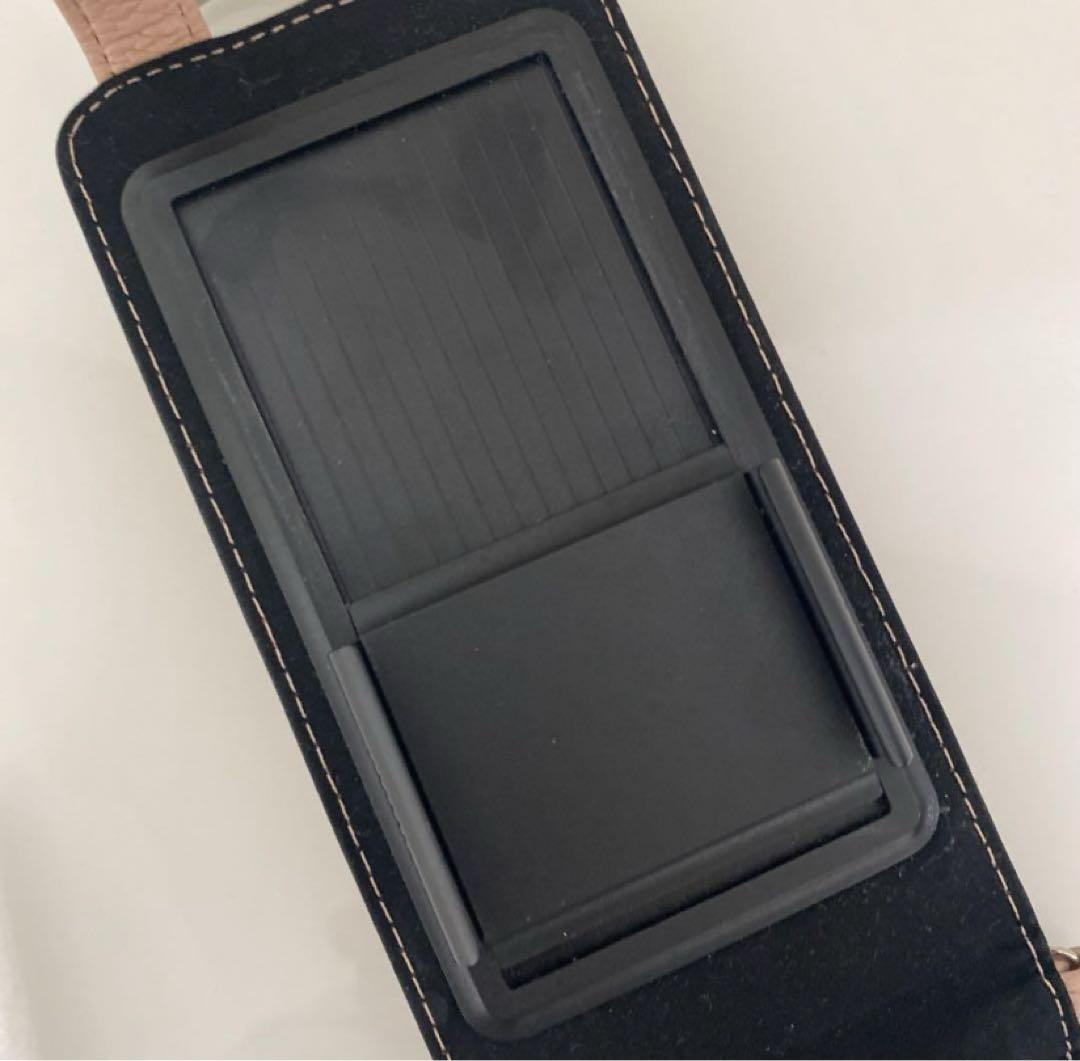 新規購入 familiar ajew マルチケース M - メルカリ iPhoneアクセサリー