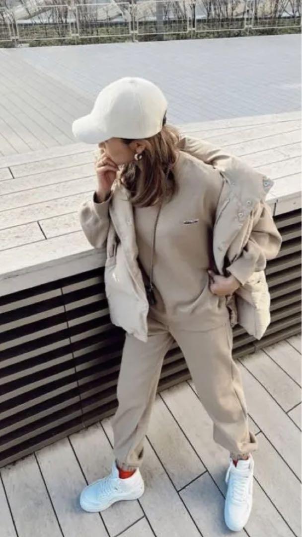 アリシアスタン 刺繍ロゴスウェットパンツ ALEXIA STAM（アリシアスタン）の「Logo Sweatshirt & Jogger