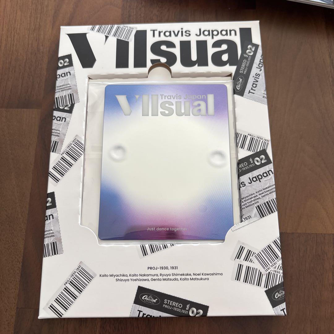 Travis Japan / VIIsual DVD付FC限定盤 Travis Japan「VIIsual」FC限定盤ジャケット - Travis Japan