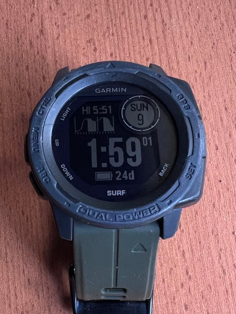 GARMIN instinct dual power surf ガーミンやや傷や汚れあり