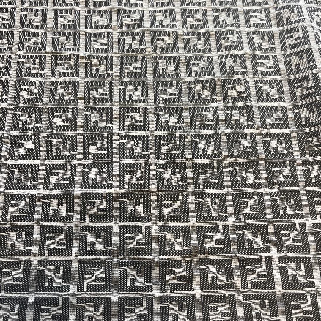 Fendi ロゴ 半袖Tシャツ