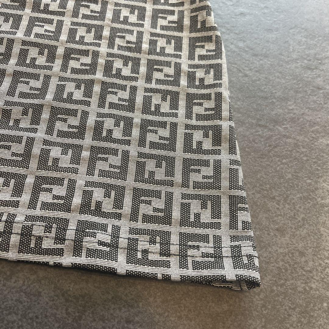 Fendi ロゴ 半袖Tシャツ