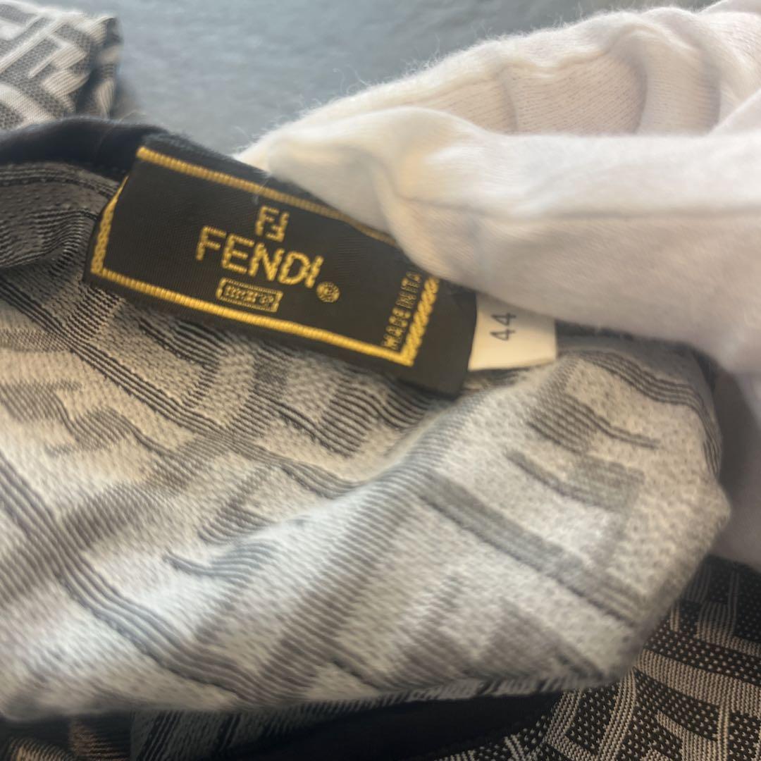 Fendi ロゴ 半袖Tシャツ