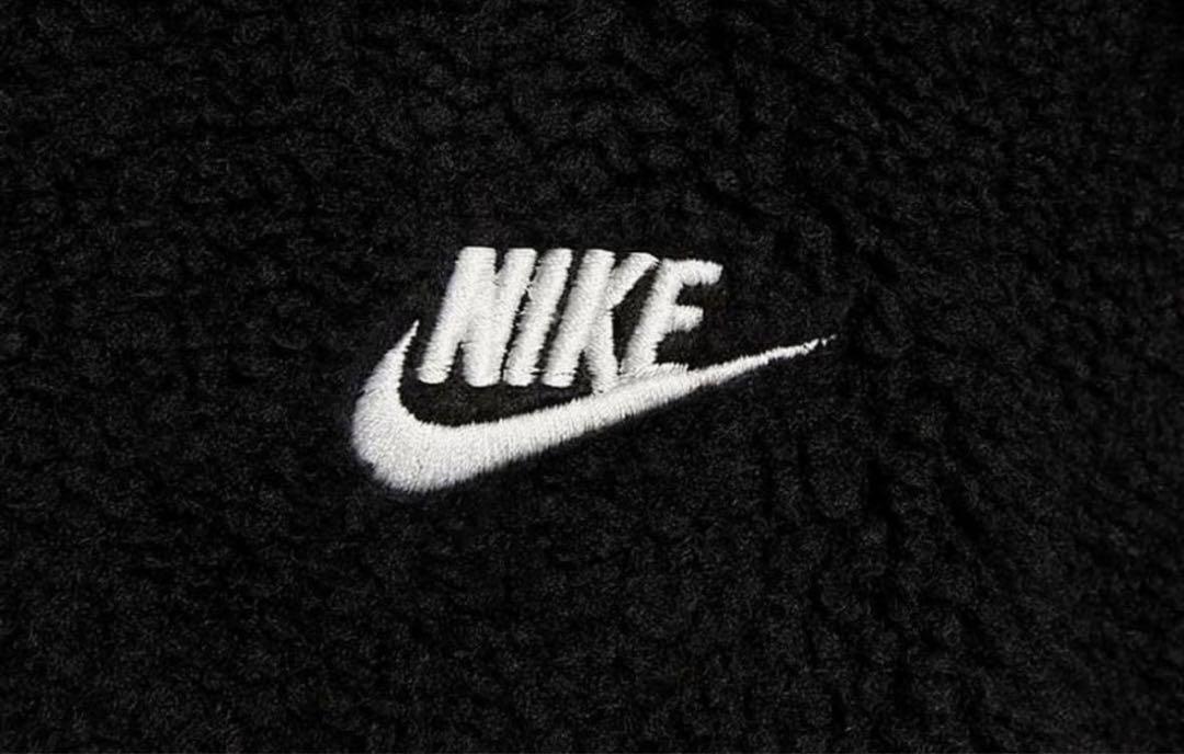 卍 NIKE