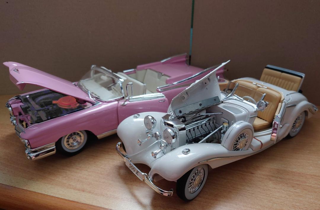 2台セット 1/18 キャデラック・エルドラド & メルセデス・ベンツ 500K