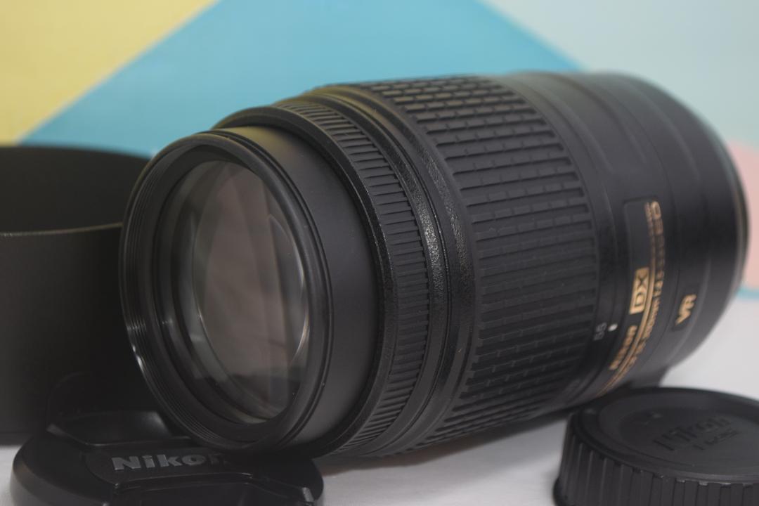 ✨美品✨ ニコン ☆AF-S DX 55-300mm手振れ補正付き望遠レンズ☆❄前後キャップ