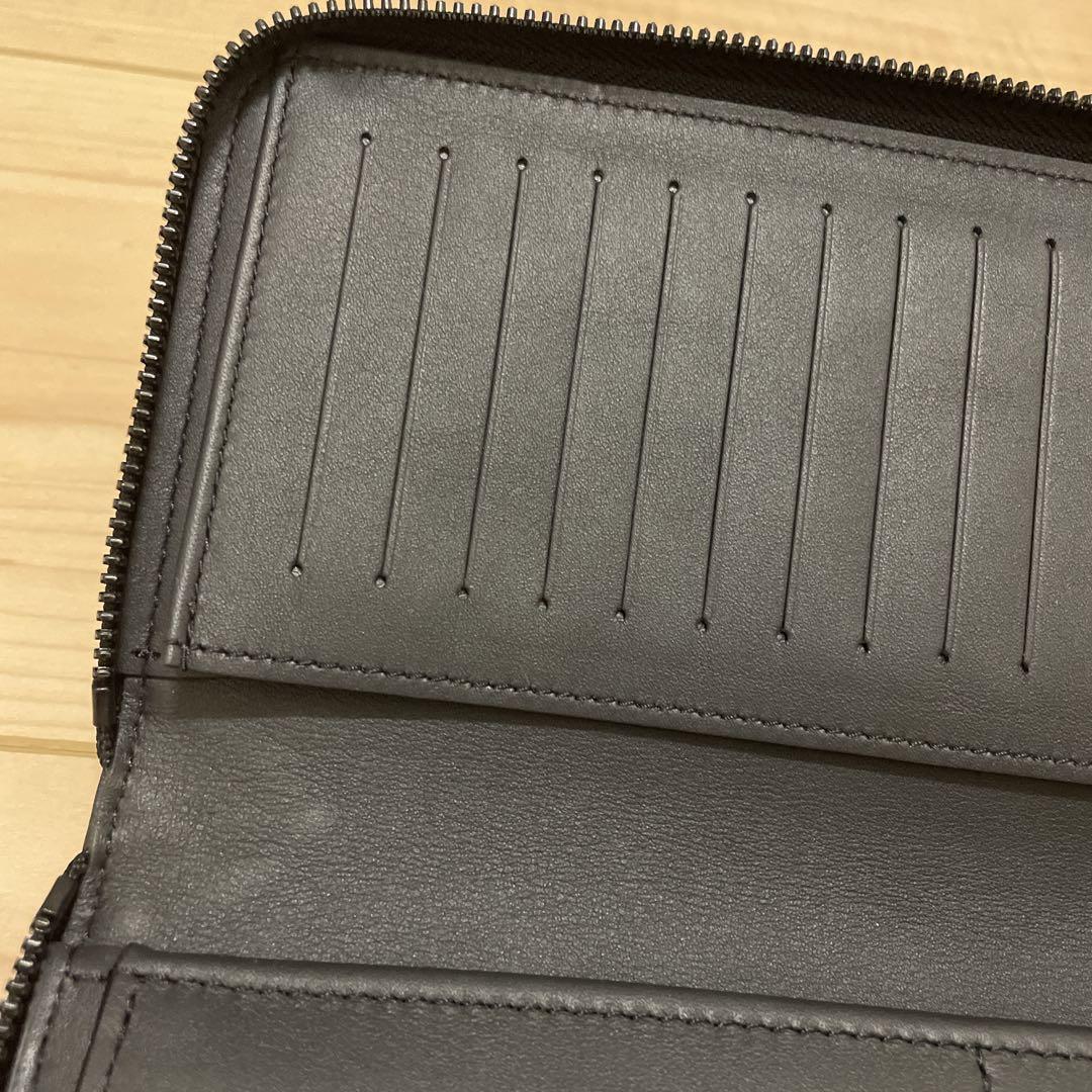 ルイヴィトン　トリヨンレザー　長財布