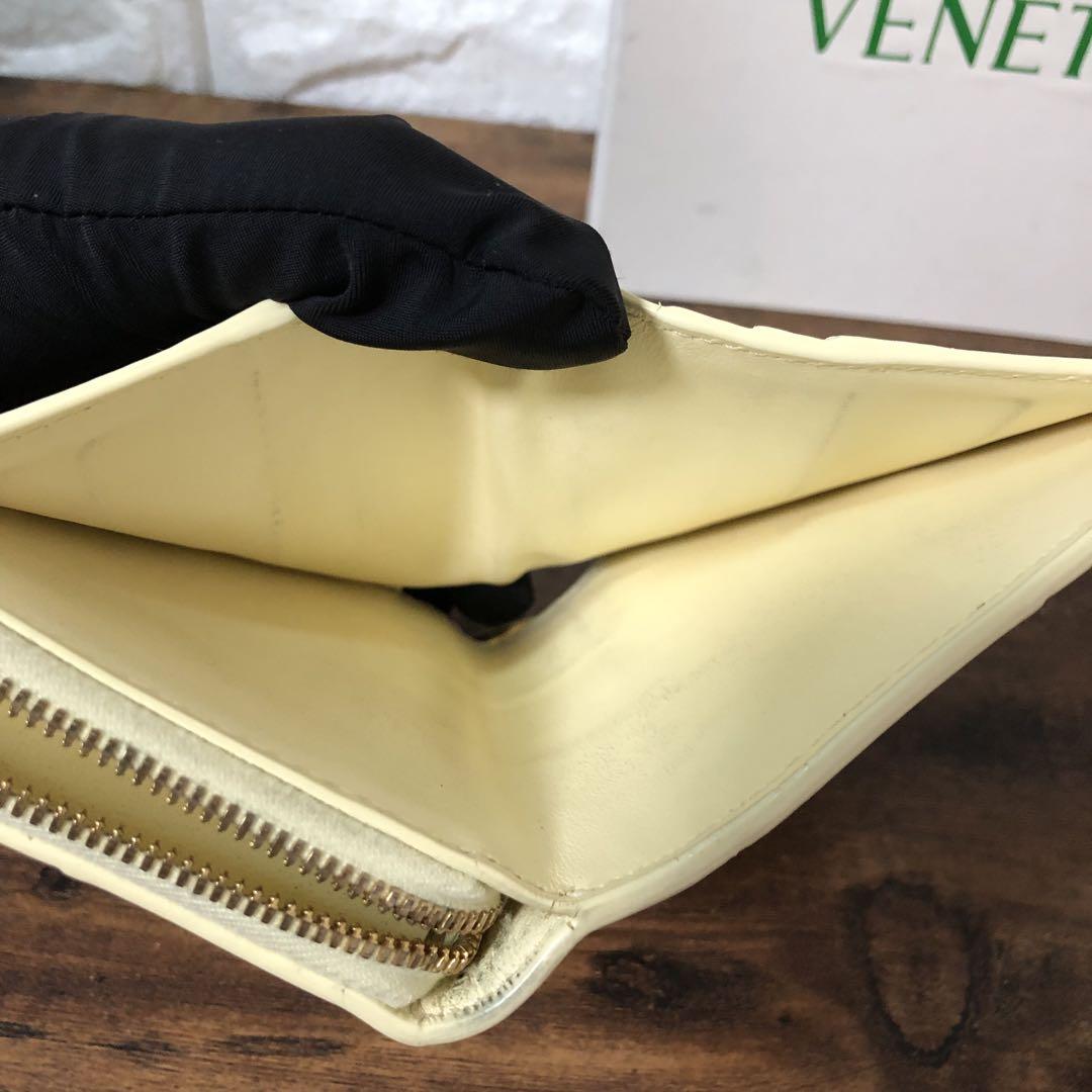 美品✨ BOTTEGA VENETA マキシイントレチャート 二つ折り財布