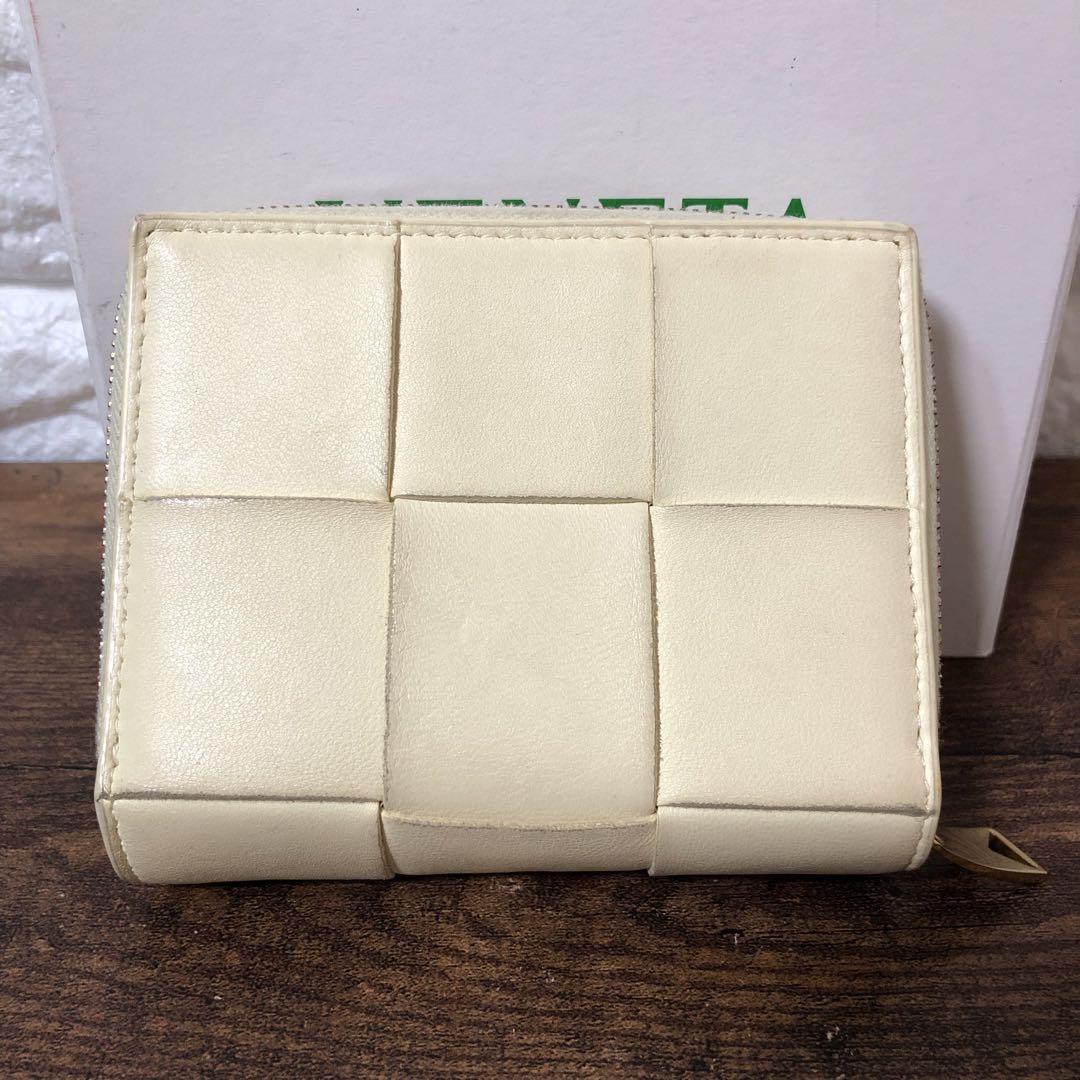 美品✨ BOTTEGA VENETA マキシイントレチャート 二つ折り財布