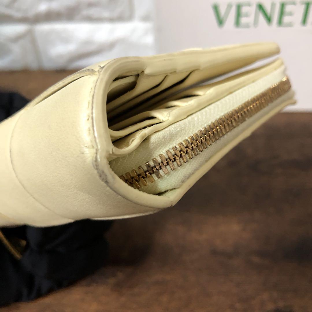 美品✨ BOTTEGA VENETA マキシイントレチャート 二つ折り財布