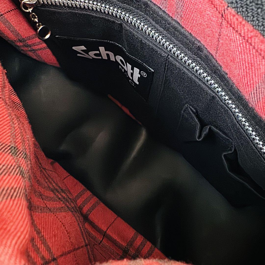 【専用】ショット　schott バナナバッグ　ショルダーバッグ キルティング