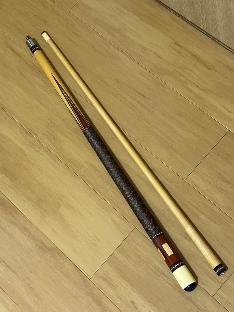 ビリヤードキュー　ケース付き