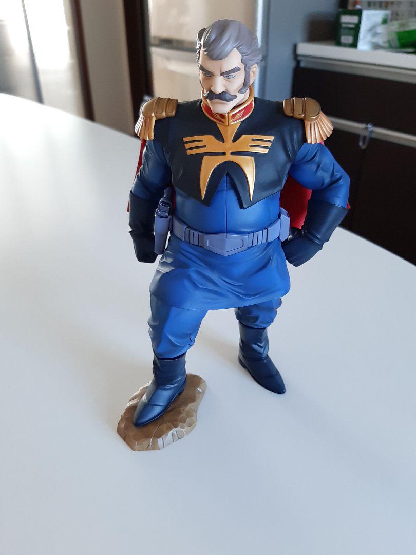 値下げ　機動戦士ガンダム　ランバラル　フィギュア