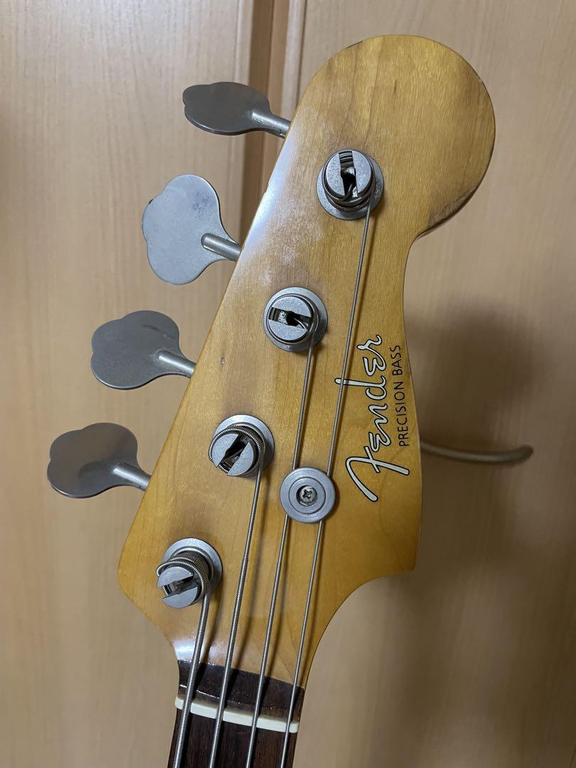 ベース Fender Japan PB-62