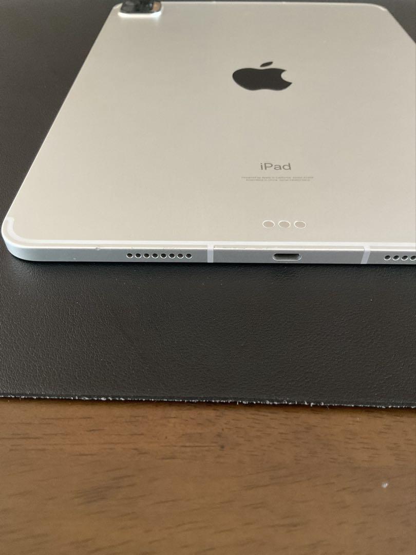● iPad