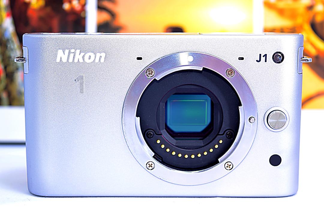 限定SALE最新作 ❤️美品❤️軽量コンパクト❤️ニコン 1 J1❤️シルバー❤️ qjWea-m70349037186 即納大人気
