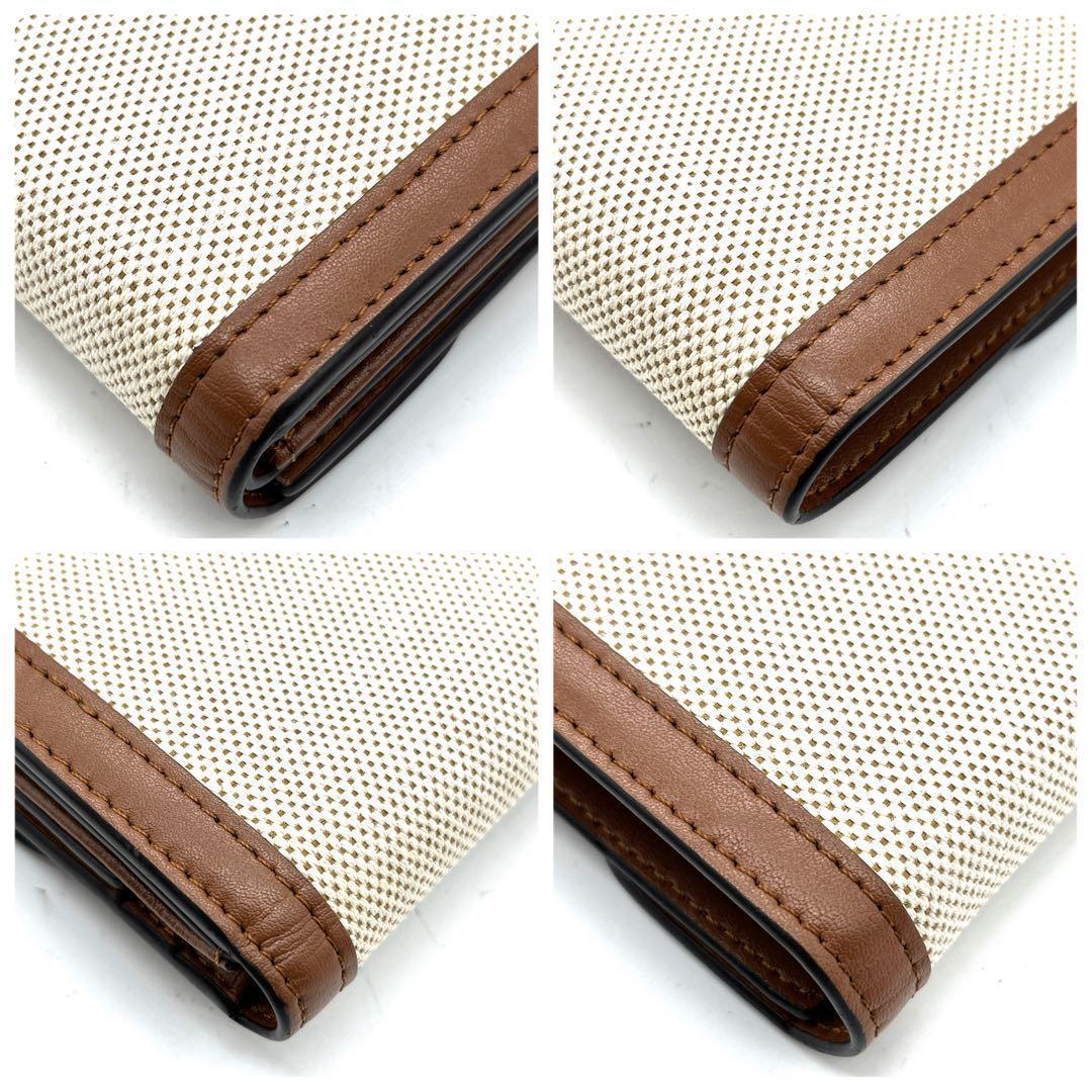 セリーヌ トリオンフ 三つ折り財布 ゴールド金具 ベージュ