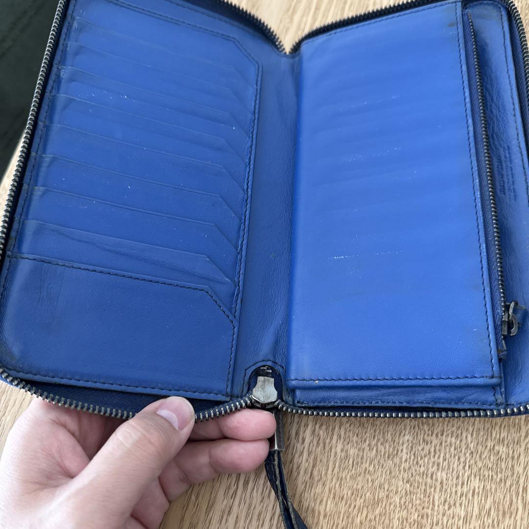 Burberry カードケース 財布 長財布 青 ネイビー BURBERRY（財布 ・ ブルー・ネイビー/青色系）のフリマアイテム一覧