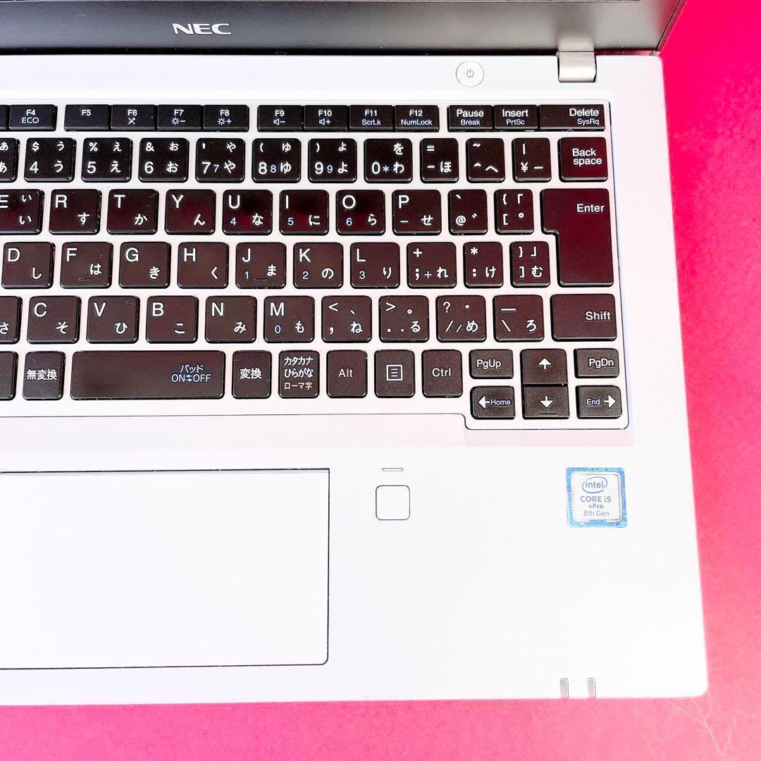 小型軽量‼️第8世代i5✨️薄型ノートパソコンWindows11カメラ付き快適SSD