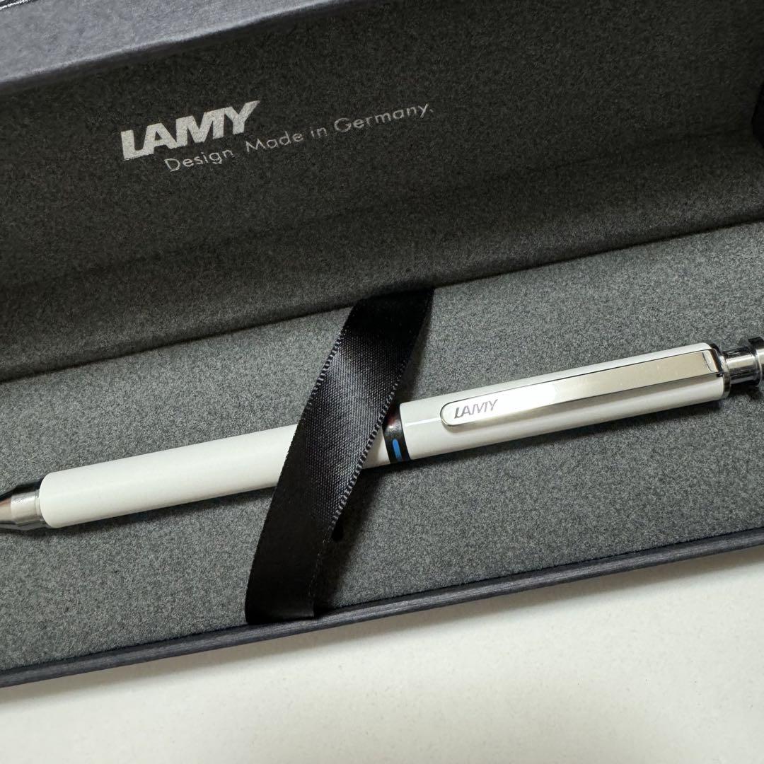 LAMY  st 白トライペン　ホワイト　廃盤　新品未使用