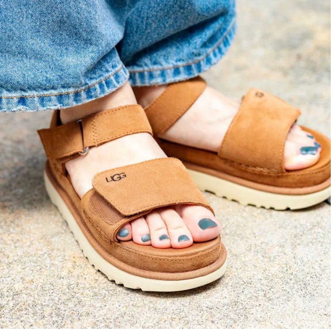 新品✨UGG アグ Goldenstar ゴールデンスター 25.5cm - メルカリ