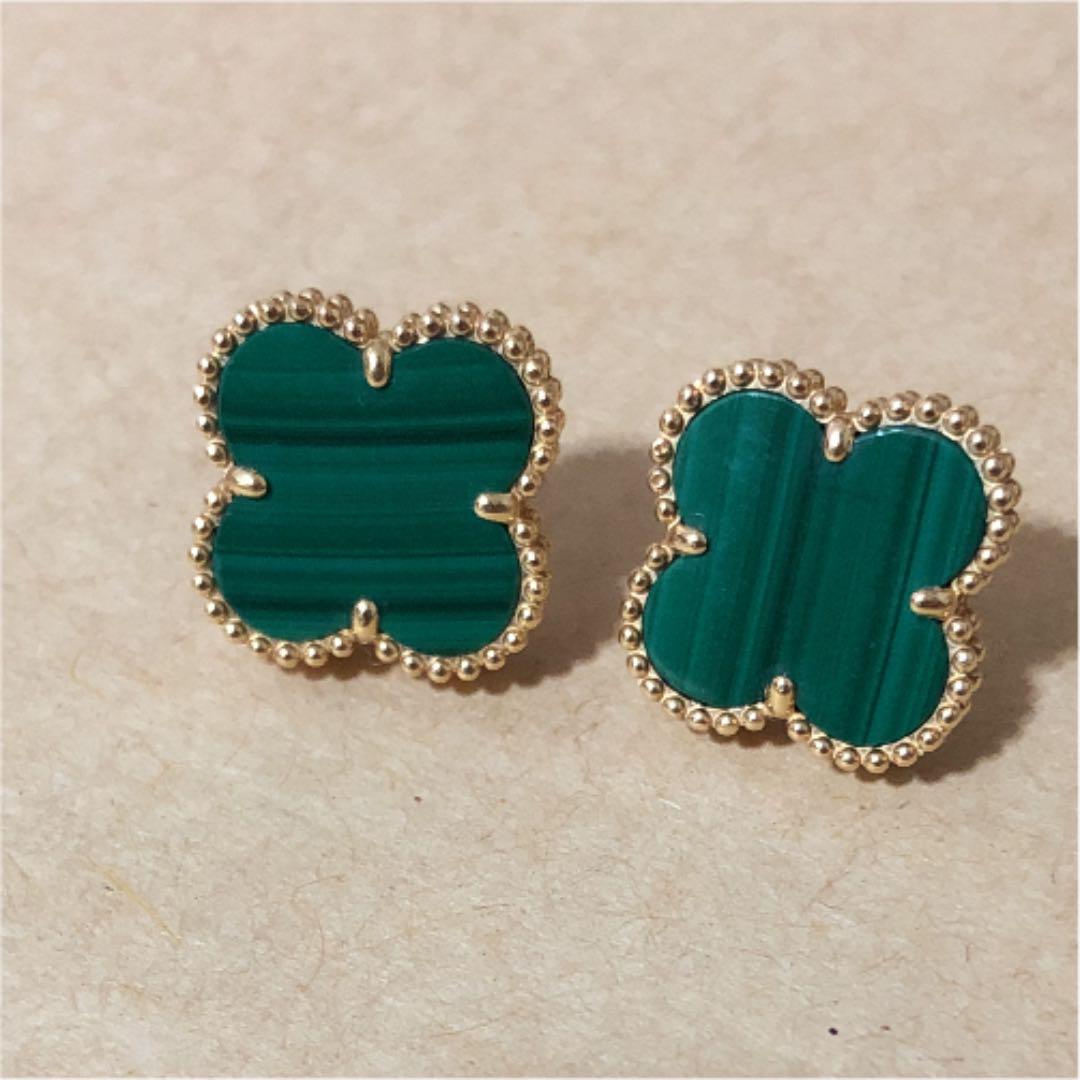 マラカイトピアス　k18 新品 K18マラカイト手巻きピアス