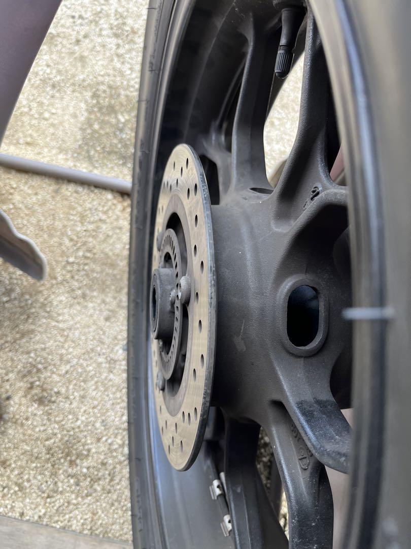 yzf-r25ABS用リアホイールタイヤIRC RX03スペックR