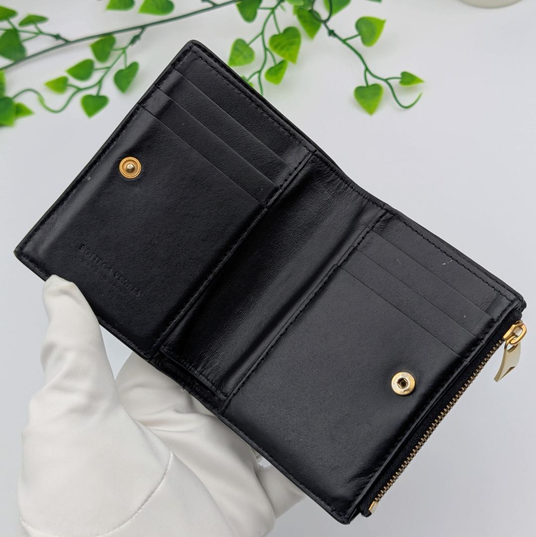 ボッテガヴェネタ カセット 二つ折り ファスナー ウォレット スモール ブラック ボッテガヴェネタ カセット 二つ折り ファスナー ウォレット スモール ブラック