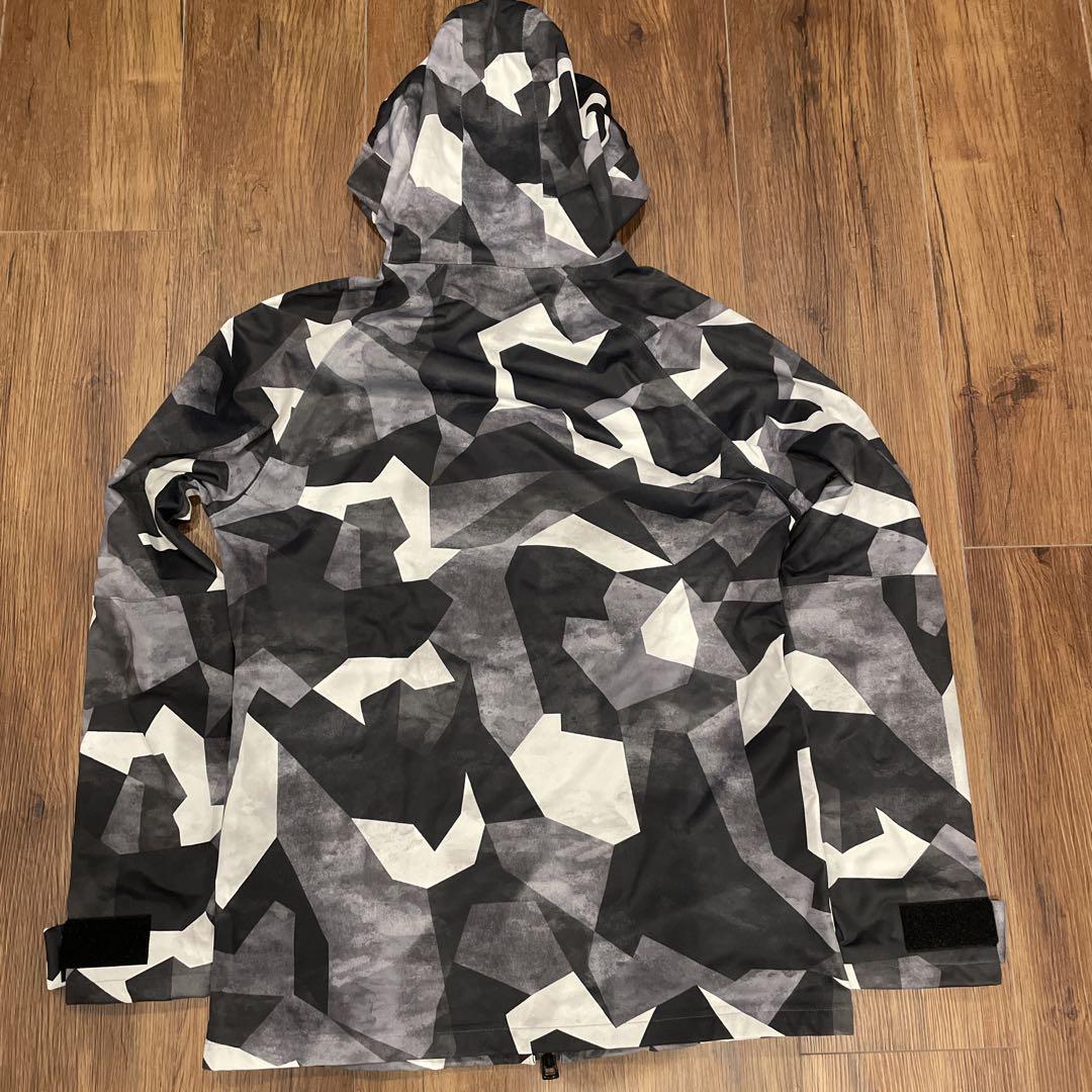 MOUTAIN PARKA