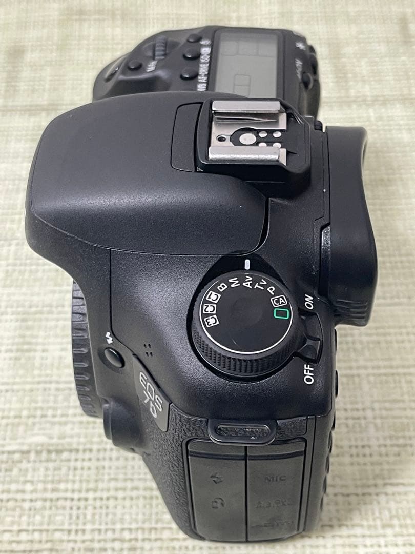 Canon キャノンEOS 7D ボディ Canon キャノンEOS 7D ボディ