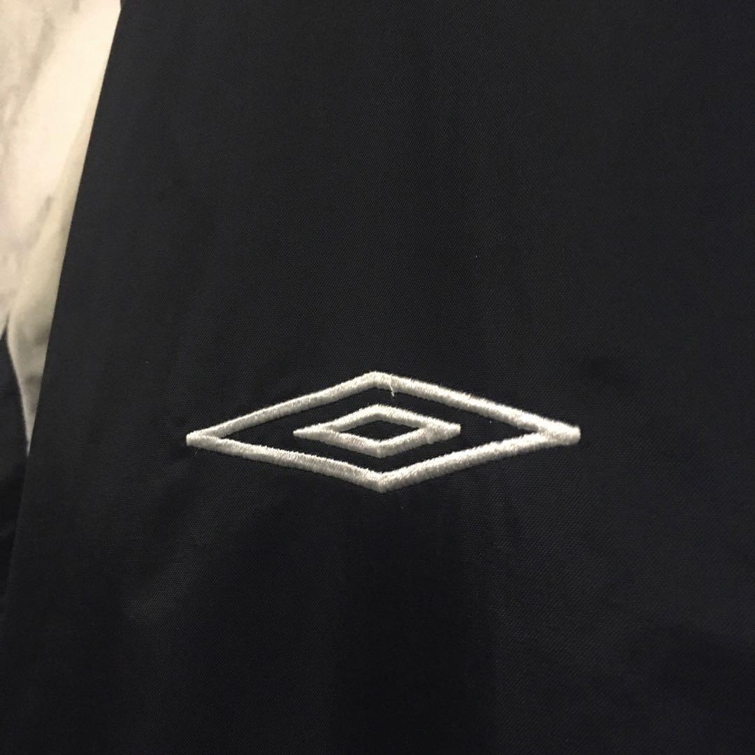 希少　UMBRO アンブロ　イングランド代表 ナイロンジャケット フード付き