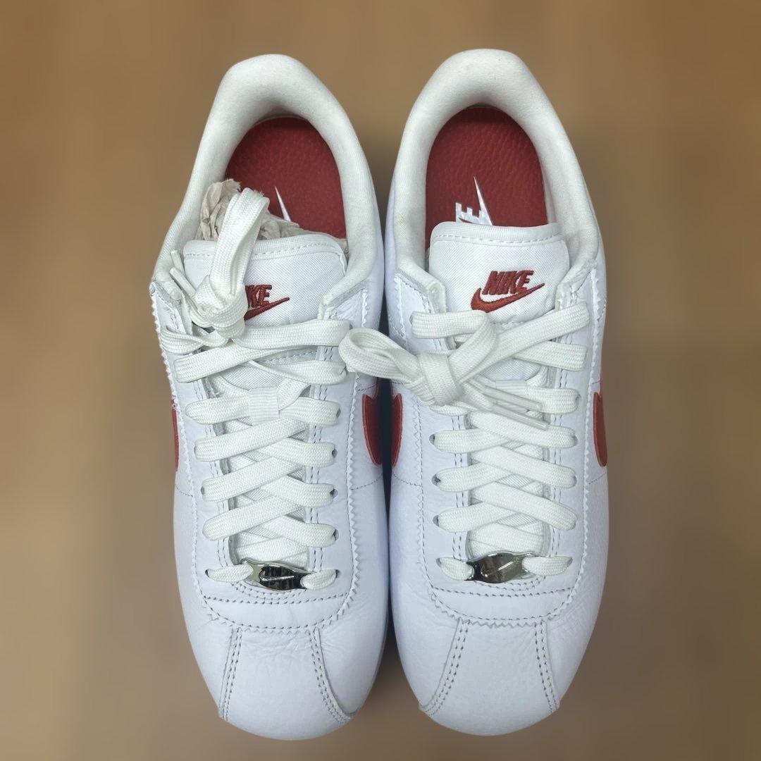 Nike ホワイト/レッド スニーカー（361）