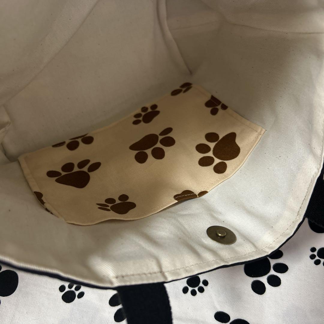 ハンドメイド パネル生地ポケットトートバッグ猫ちゃん柄 - メルカリ