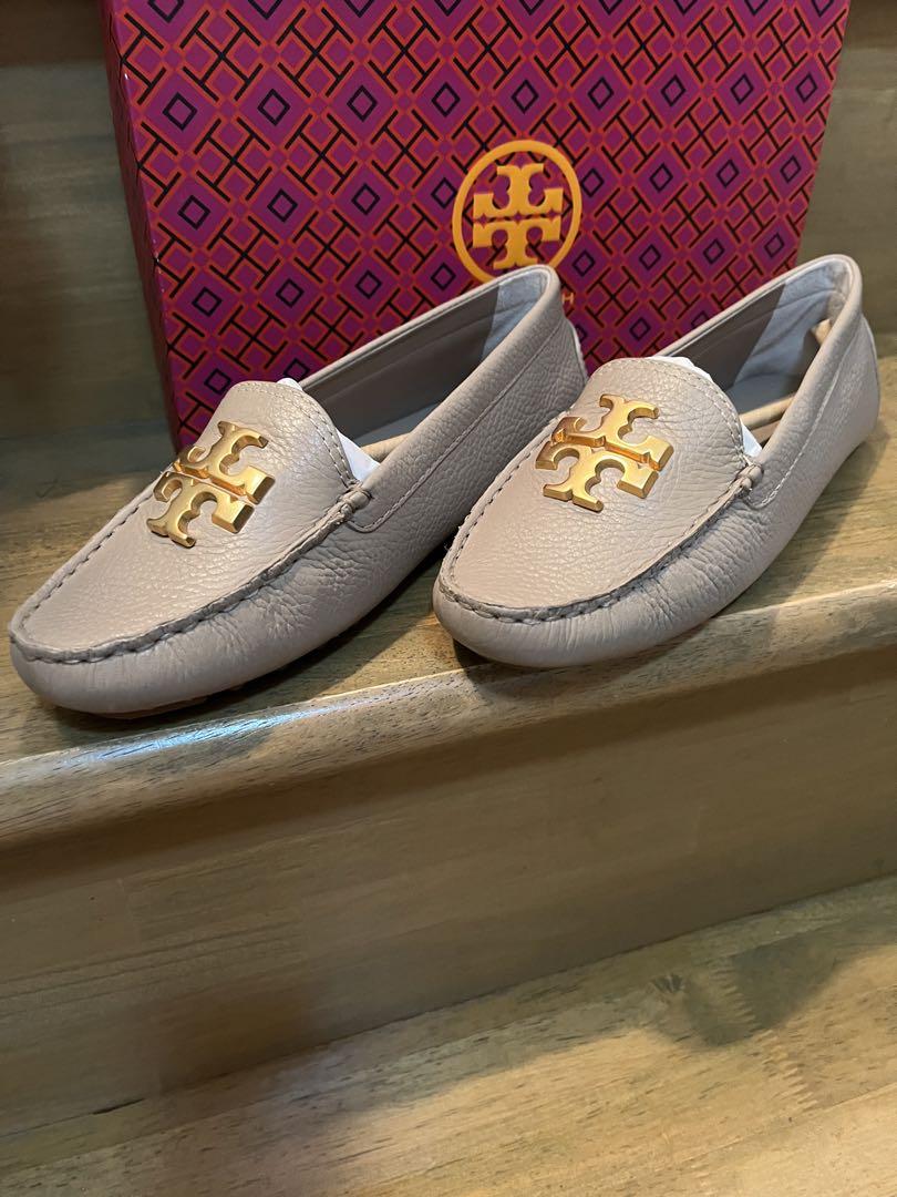 新品Tory Burch グルージュEVERLY DRYVERローファー 靴 新品Tory Burch グルージュEVERLY DRYVERローファー 靴
