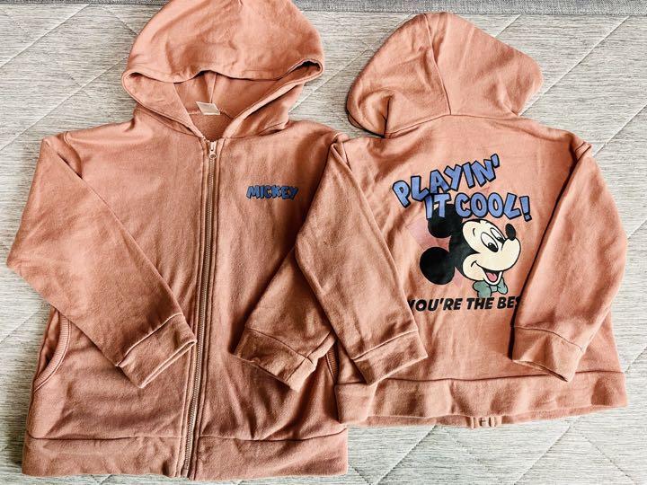 ミッキーパーカー リンクコーデ キッズパーカー メルカリ