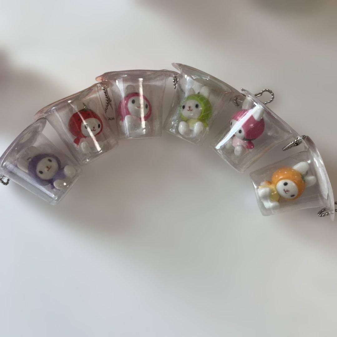 平成レトロ　うさずきん　カプセルキーホルダー　プッチンケース　マスコット　54個 平成レトロ うさずきん カプセルキーホルダー プッチンケース