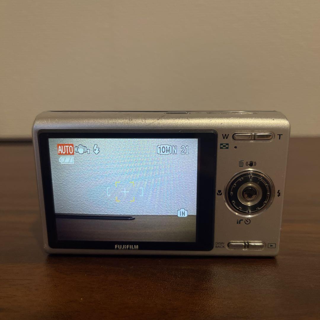 3333 デジカメ Fujifilm FINEPIX Z200FD ブラック