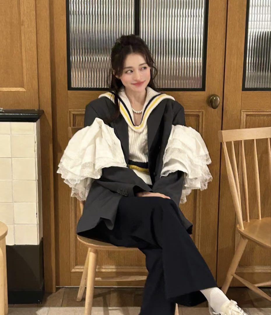 即日発送 新品正規品タグ付き　Bibiy EMMA FRILL JACKET