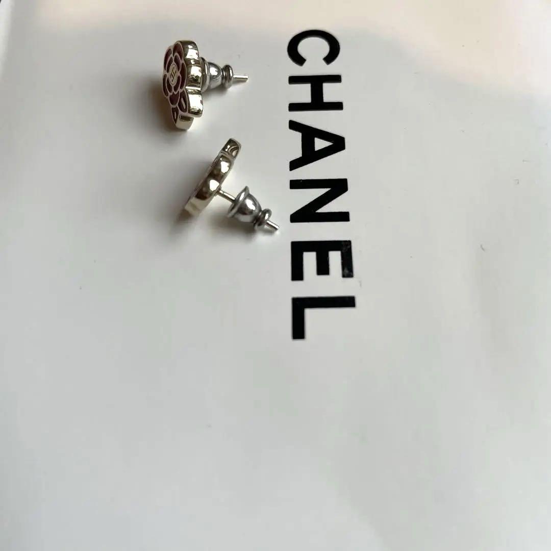 CHANEL カメリア　ココ　ピアス