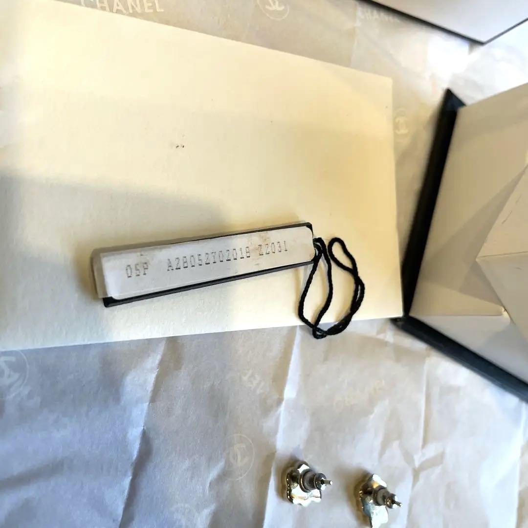 CHANEL カメリア　ココ　ピアス